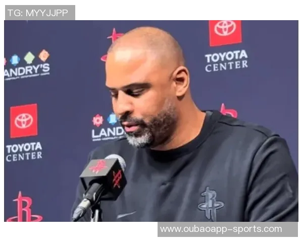 乌度卡强调KD身边球员配置应令对手忌惮包夹策略