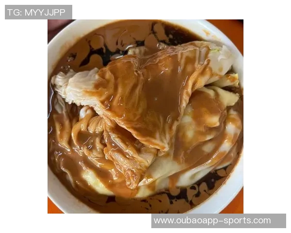 亚马尔分享赤道几内亚传统美食花生酱鸡肉饭的独特魅力与风味